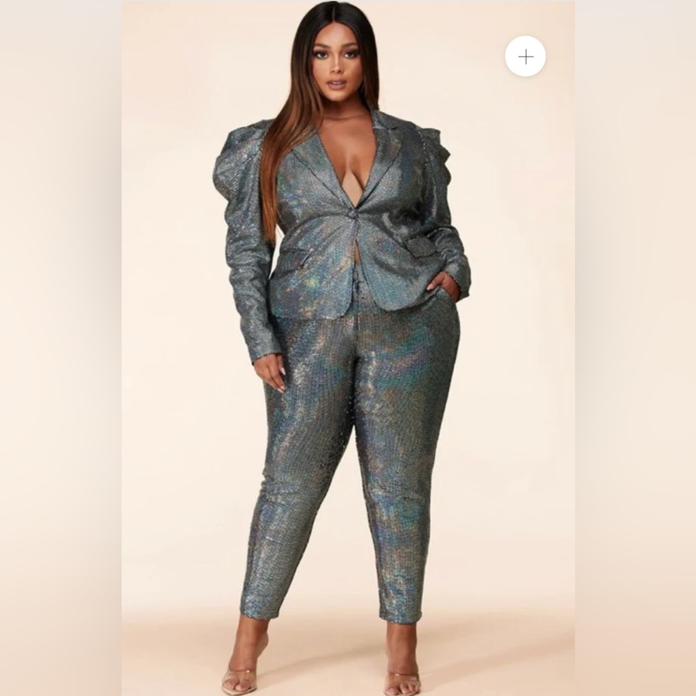 Women's Shimmering Silver Sequin Mirror Disco Ball Blazer & Pant Suit Size 1XL